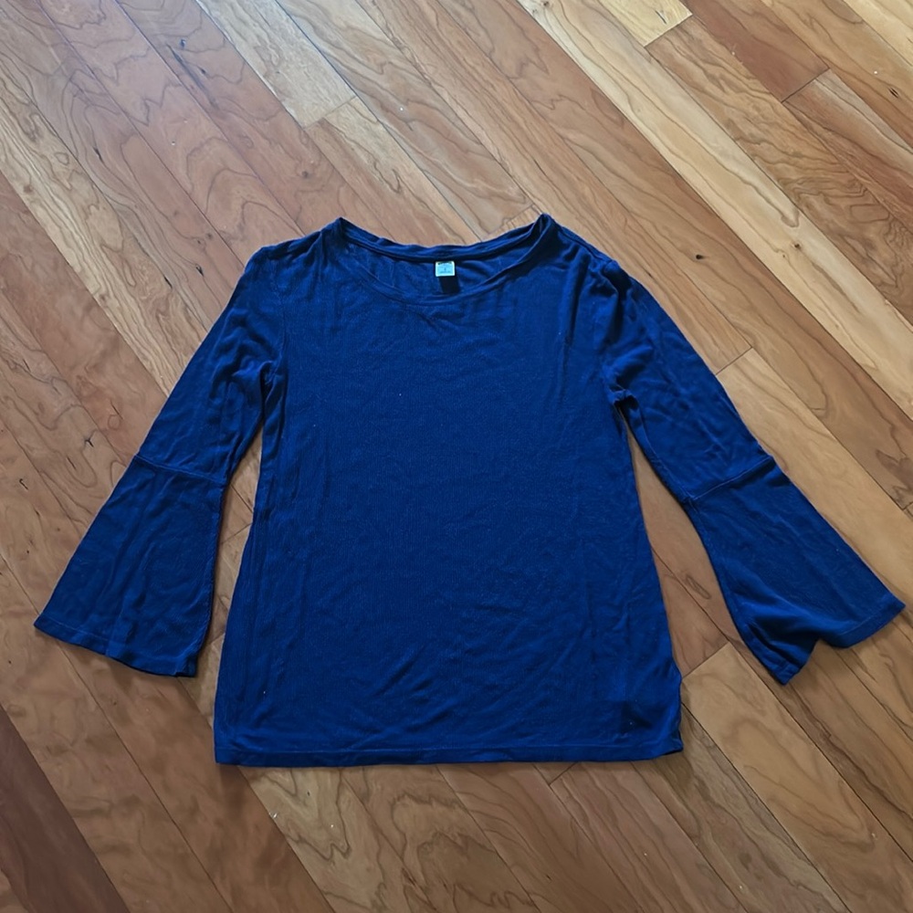 dark blue bell sleeve ribbed shirt